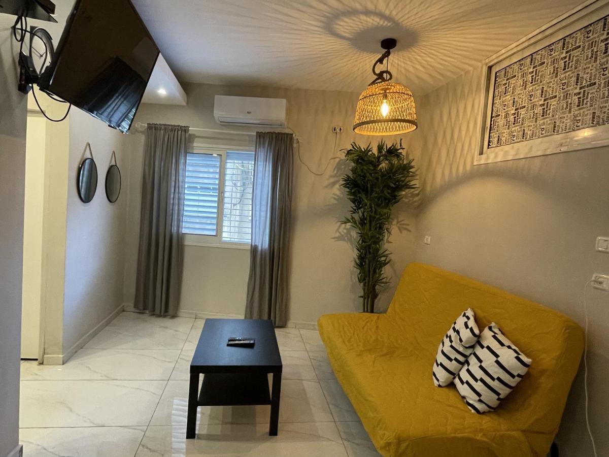 Hotel Rothschild 79 à Petach Tikva Extérieur photo
